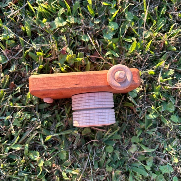 Bannor Toys wooden camera toy - Picture 3 of 3